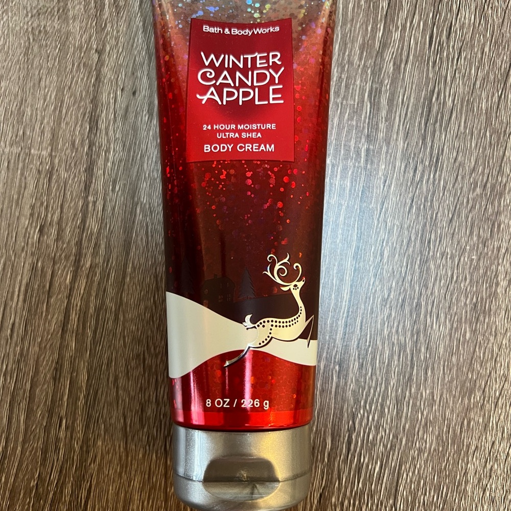 Bath & Body Works Winter Candy Apple Body Cream - Red
